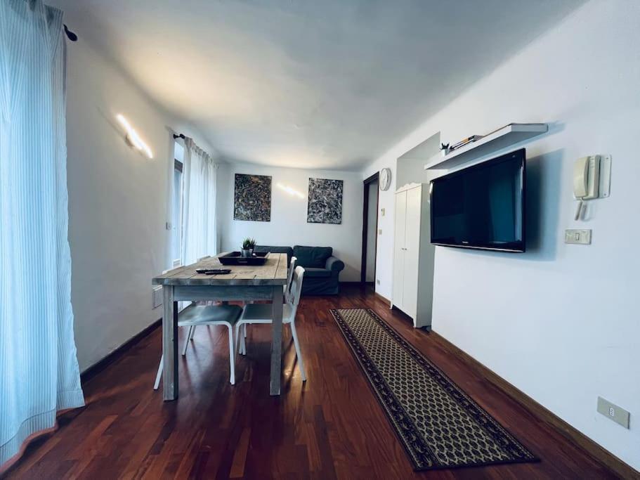 Attico Porta Nuova, Torino Centro Apartment ภายนอก รูปภาพ