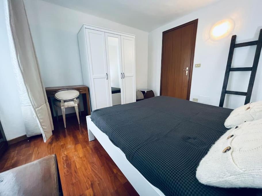 Attico Porta Nuova, Torino Centro Apartment ภายนอก รูปภาพ